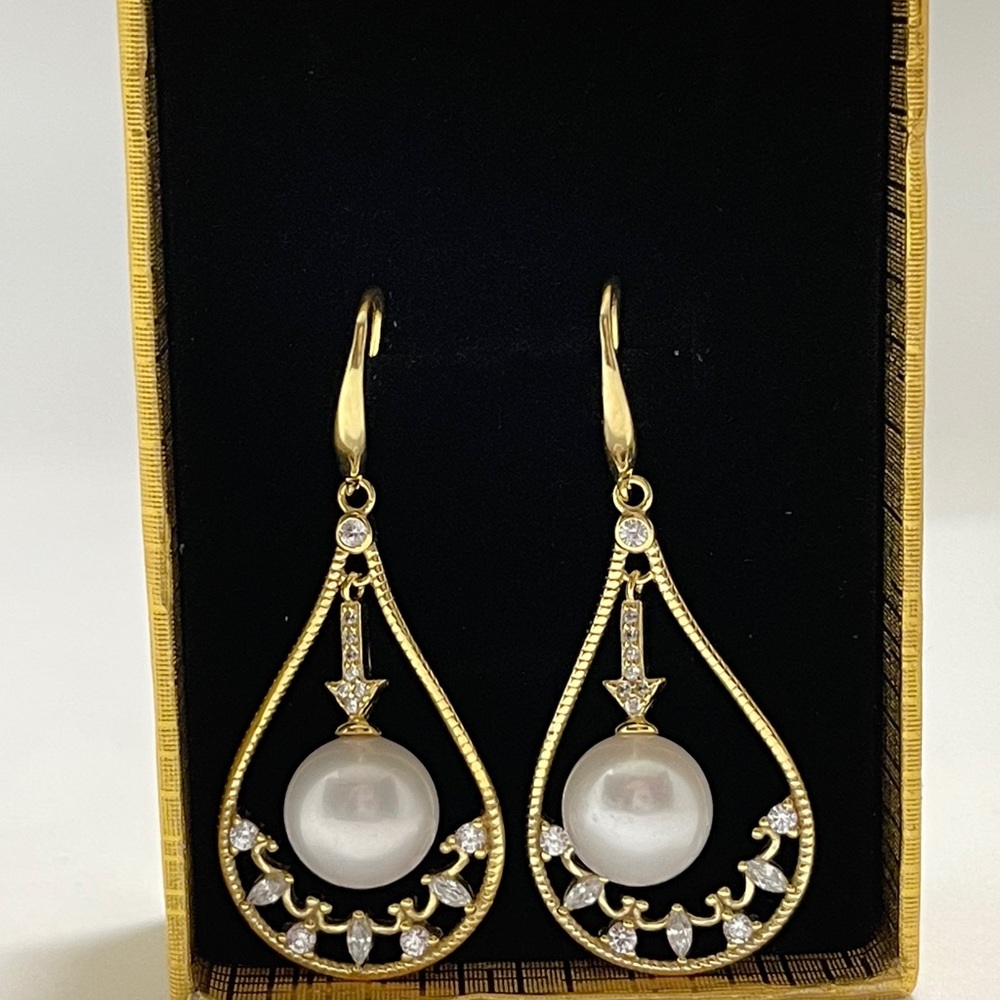 Authentic Freshwater pearl earrings